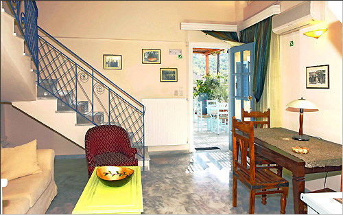 Elia suite - living area